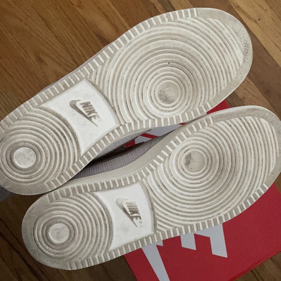 Nike Women's Court Borough Mid Premium - Picture 14 of 15